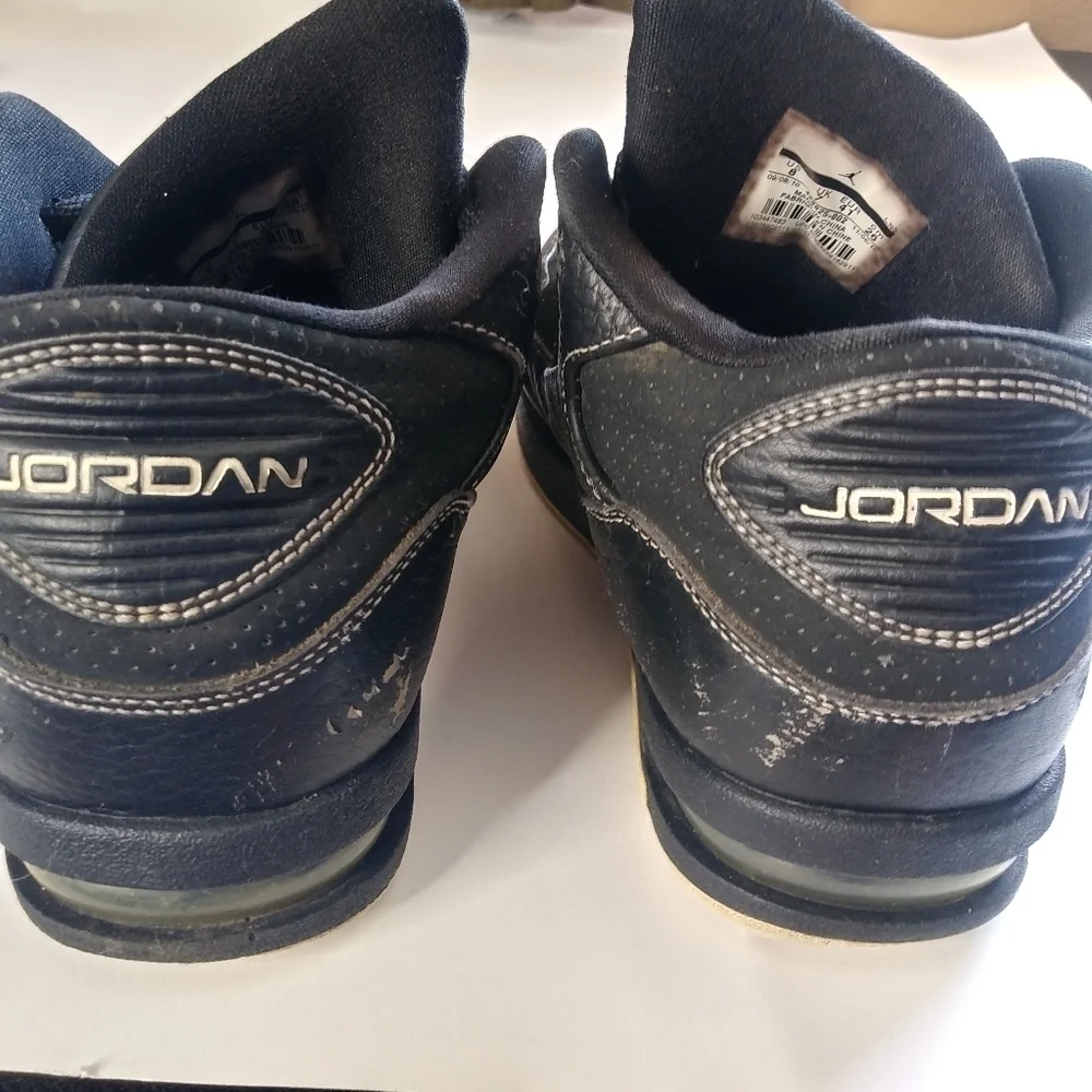 Jordan shoes sizes 8